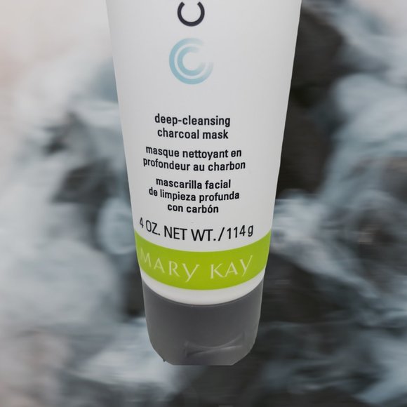 Clear Proof  Deep-Cleansing Charcoal Mask - Mary Kay Mfg. 8-22 - Picture 2 of 4